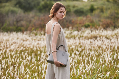 The Ideal Summer Handbag: Why Leather is the Best Choice even in the Heat