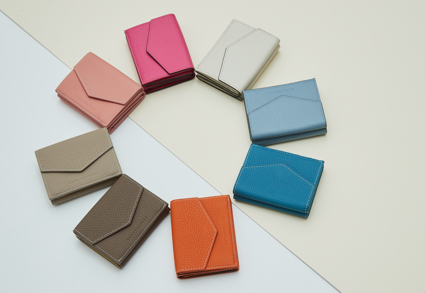 The Art of Leather Care: How to Keep your Wallet like New-BONAVENTURA